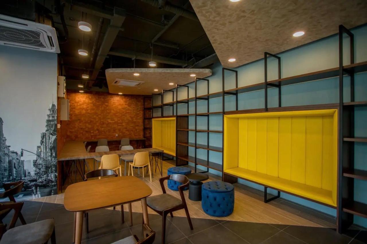 Neu Suites By Cobnb Kuala Lumpur Exterior photo